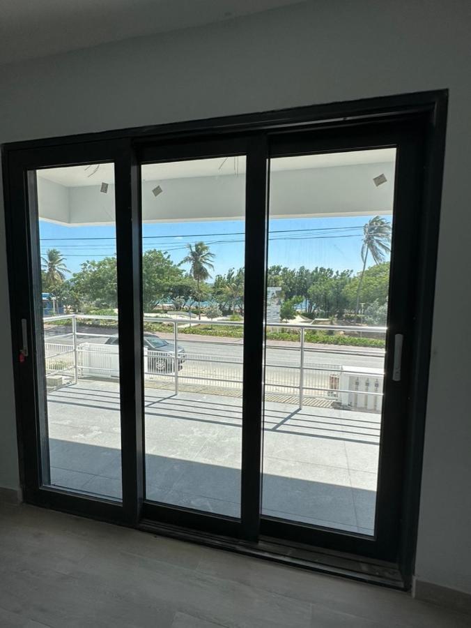 Whitehouse Boulevard, Close To Mambo Beach And City Centre Apartamento Willemstad Exterior foto